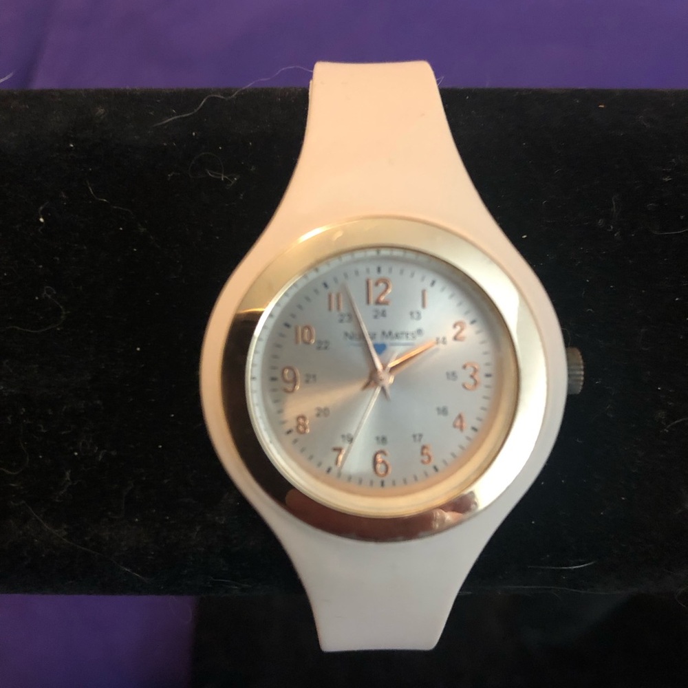 Nurse Mates NM934902 Uni-Watch in blush/beige/rose gold